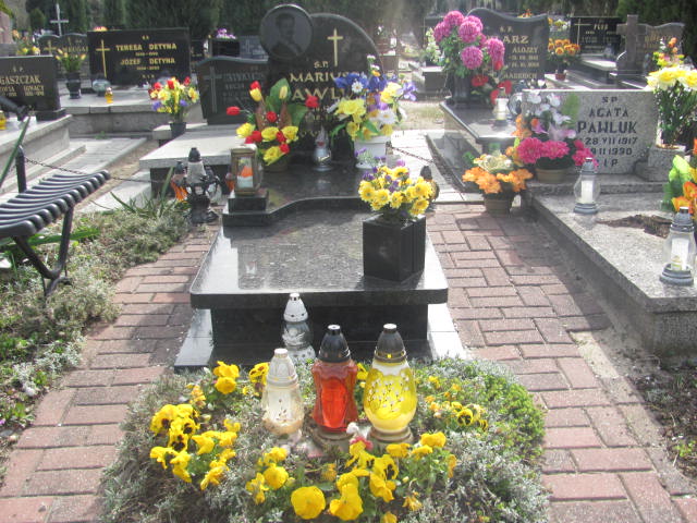 Grób Mariusz Pawluk