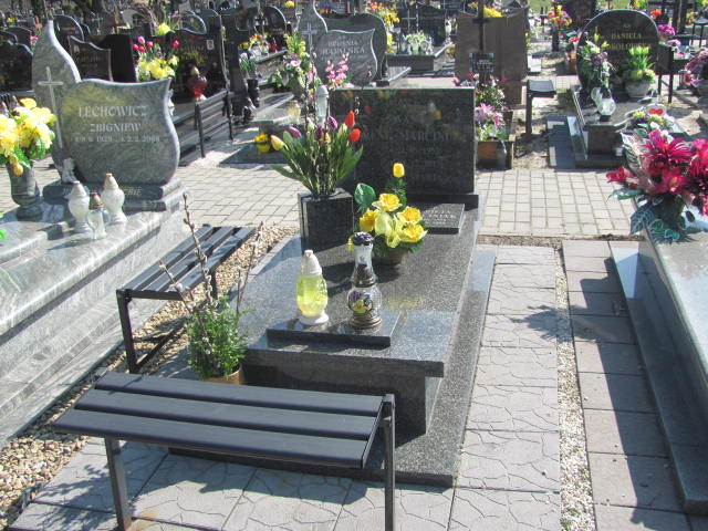 Grób Wanda Ming Marciniak