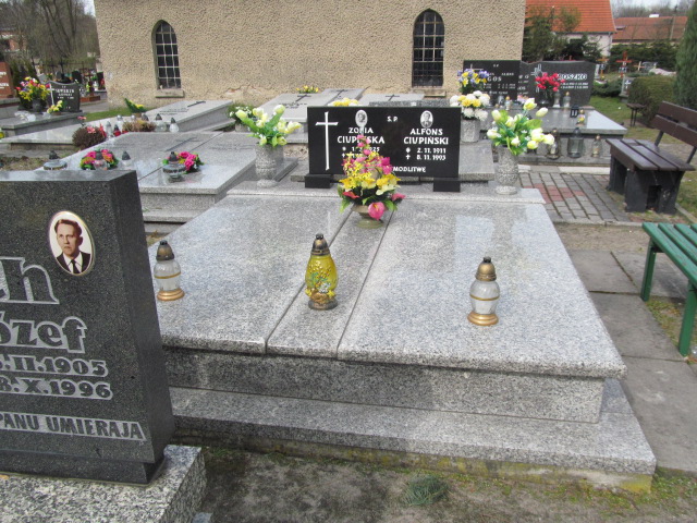 Grób TERESA KOWNACKA