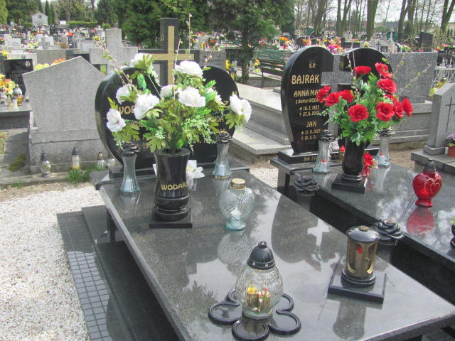 Grób Gertruda Wodarz