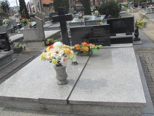 Grób Joanna Klusik