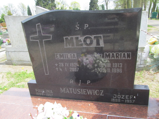 Emilia Młot 1924 Kluczbork - Grobonet - Wyszukiwarka osób pochowanych