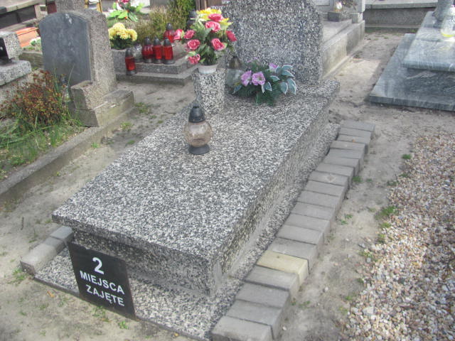 Grób KAZIMIERZ SOBOTA